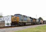 CSX 896 leads train L607-25 northbound